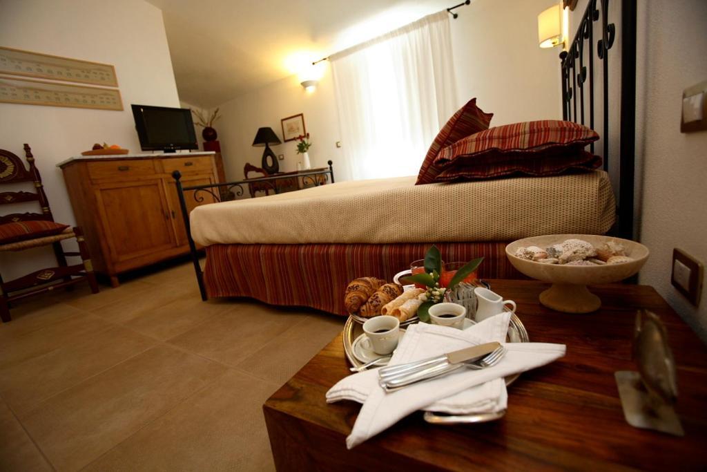 Hotel Villa Pimpina كارلوفورتي الغرفة الصورة
